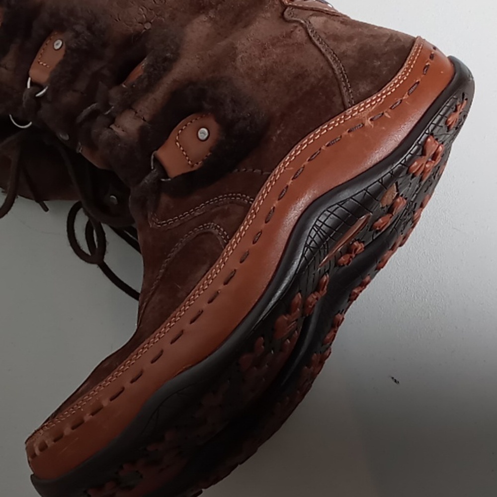The North Face Women's Brown Waterproof/Insulated Suede Boots - 8.5 - Picture 9 of 12